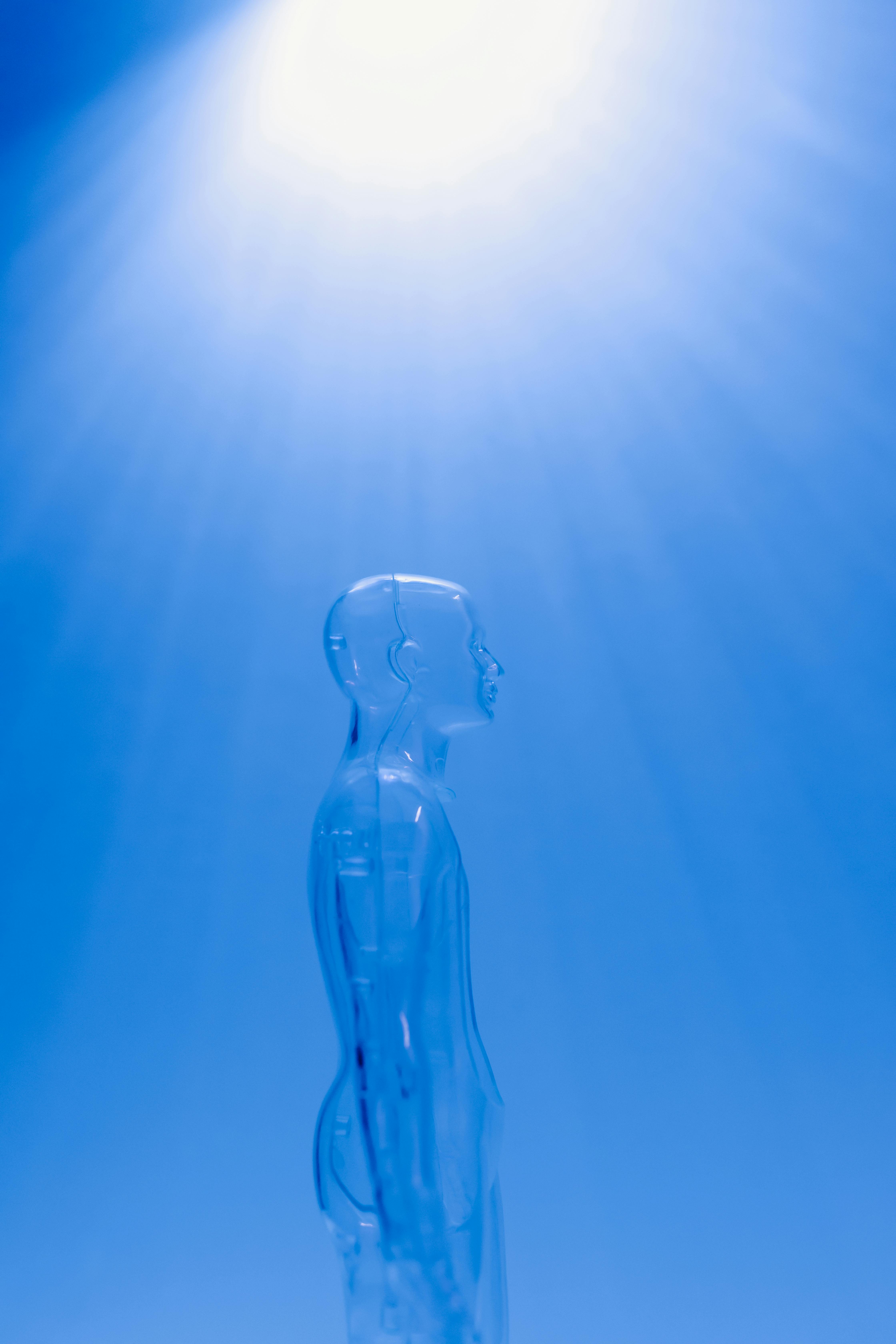 "The Emergence of Holographic Technology: A New Dimension in Communication"