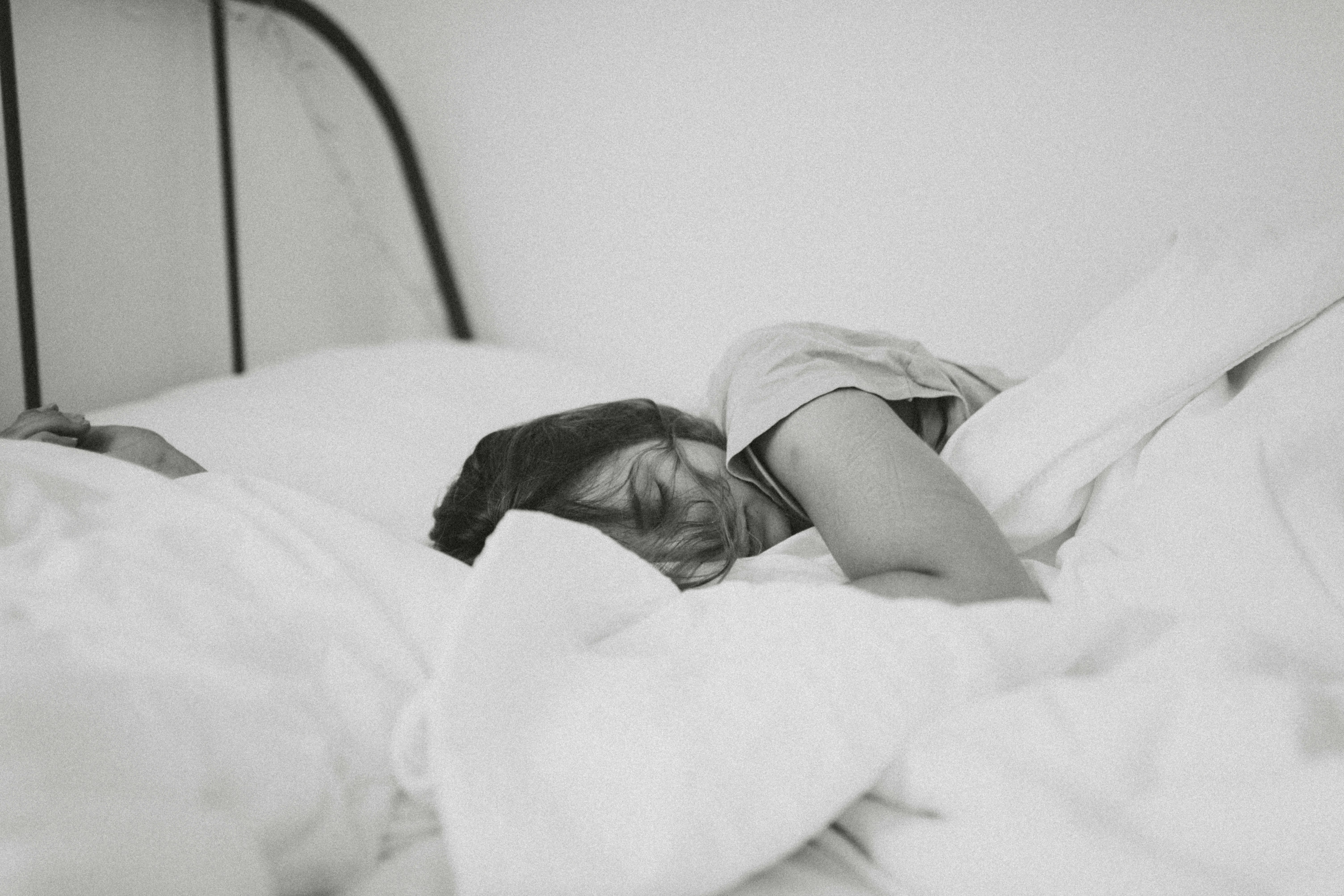 La Importancia del Sueño en la Salud Integral: Descubrimientos Recientes y Prácticas Saludables 
