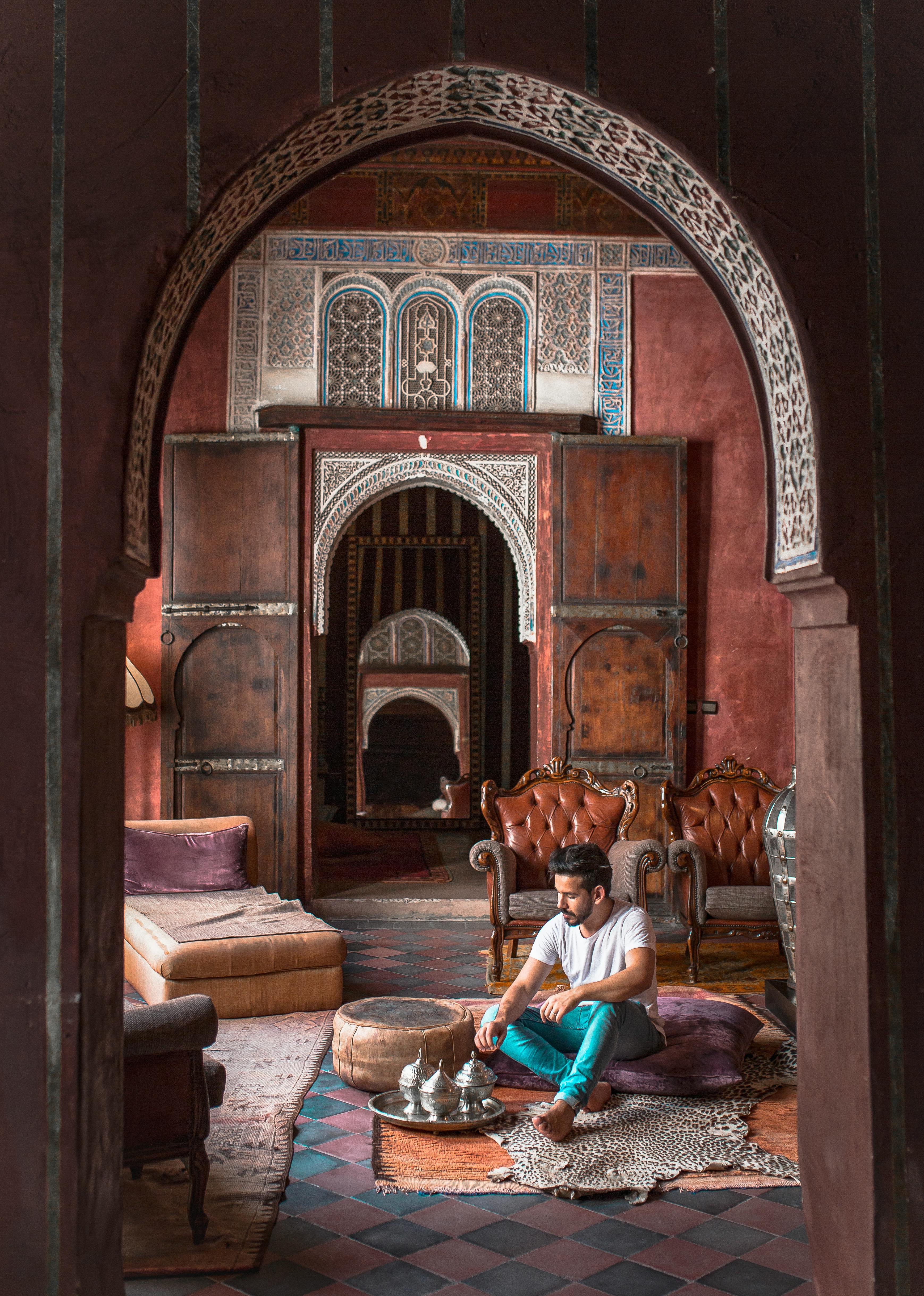 Unveiling the Charm of Moroccan Influences in Modern Home Decor