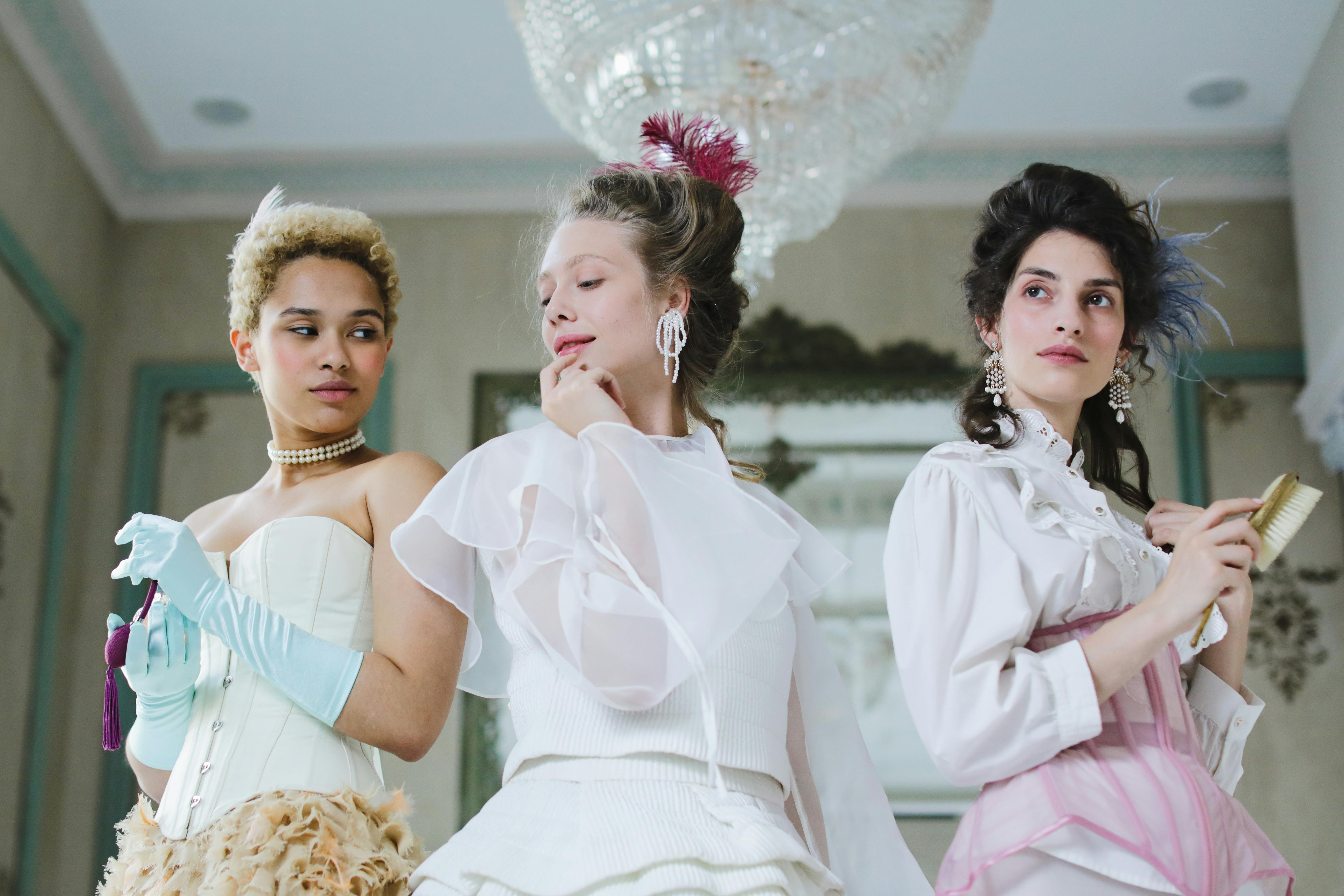 Title: The Resurgence of Regencycore: Bridgerton-Inspired Fashion Frenzy