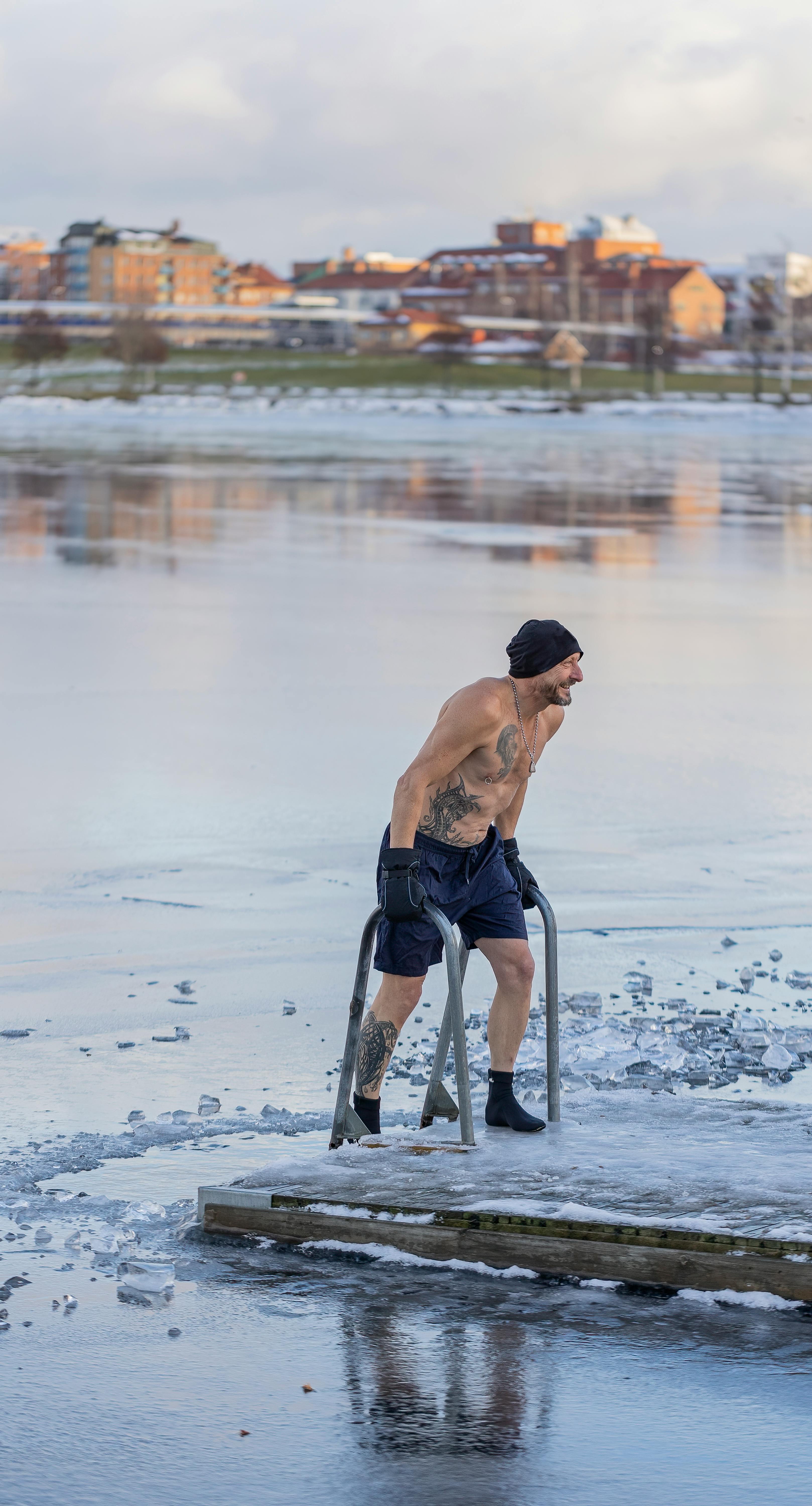 Suspending Time: The Art of Cryotherapy in Beauty and Fitness