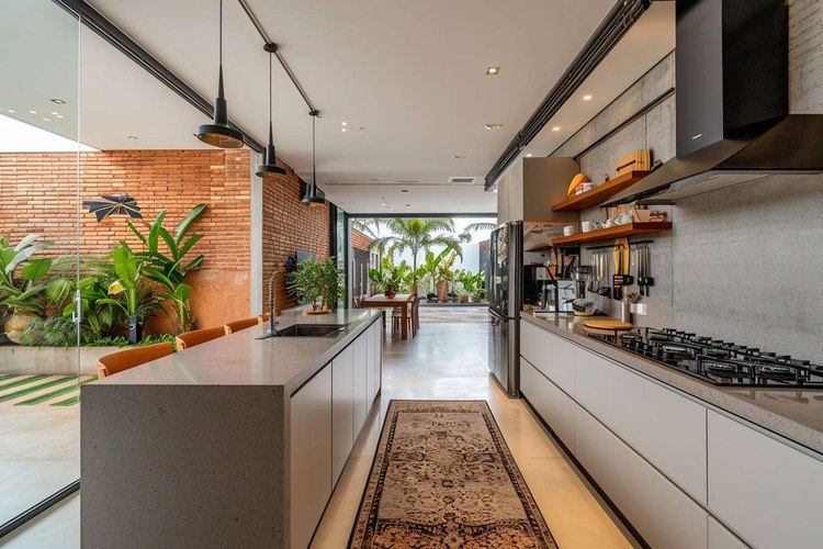 Discover the Top 2025 Kitchen Trends Transforming South African Homes