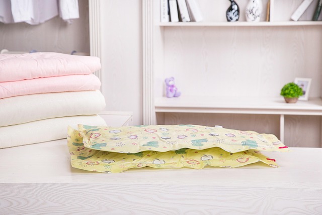 Textile choices for temperature-regulated nighttime comfort