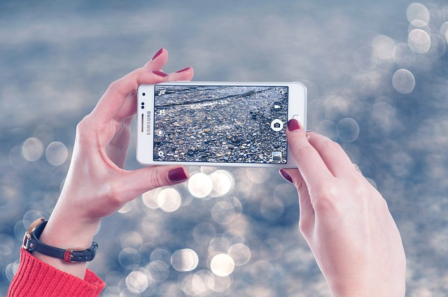 Waterproof Phone Pouch Explained For Everyday Use