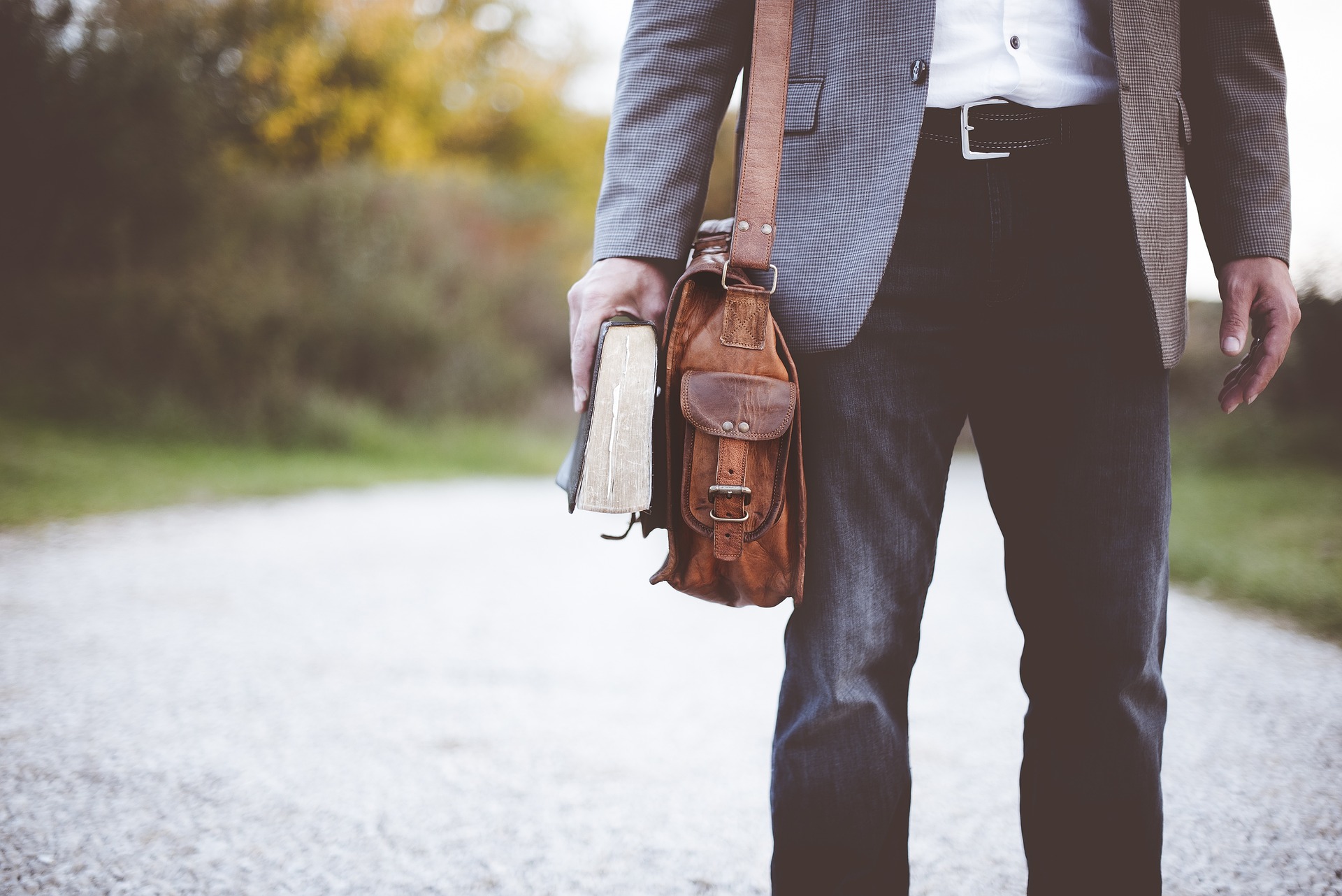 The Evolution of Men’s Fashion: Trends and Influences
