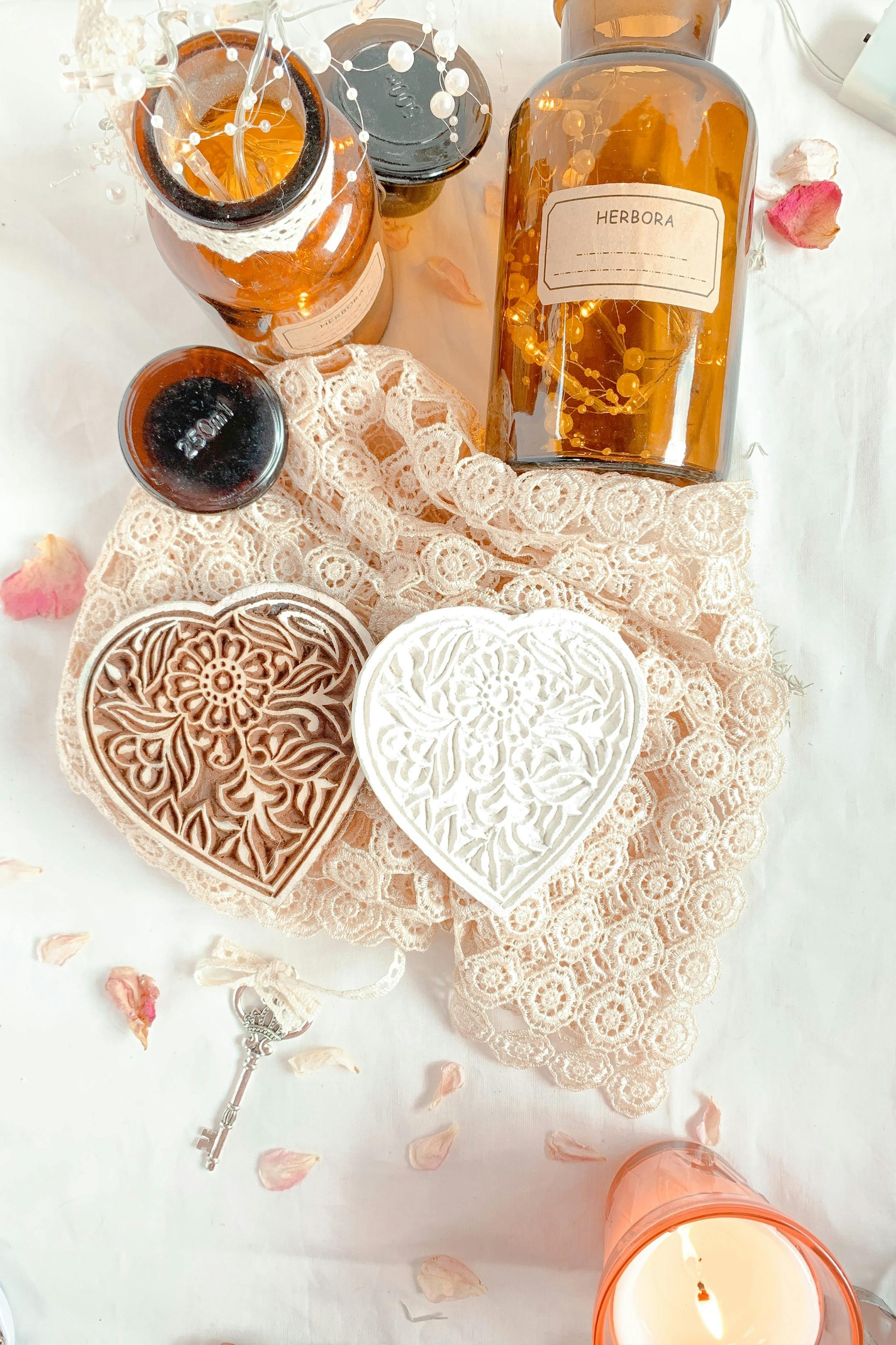 Shining the Spotlight on Aromatherapy: A Whiff of Wellness