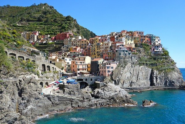 Descubre Llanes: Naturaleza y Cultura en Asturias