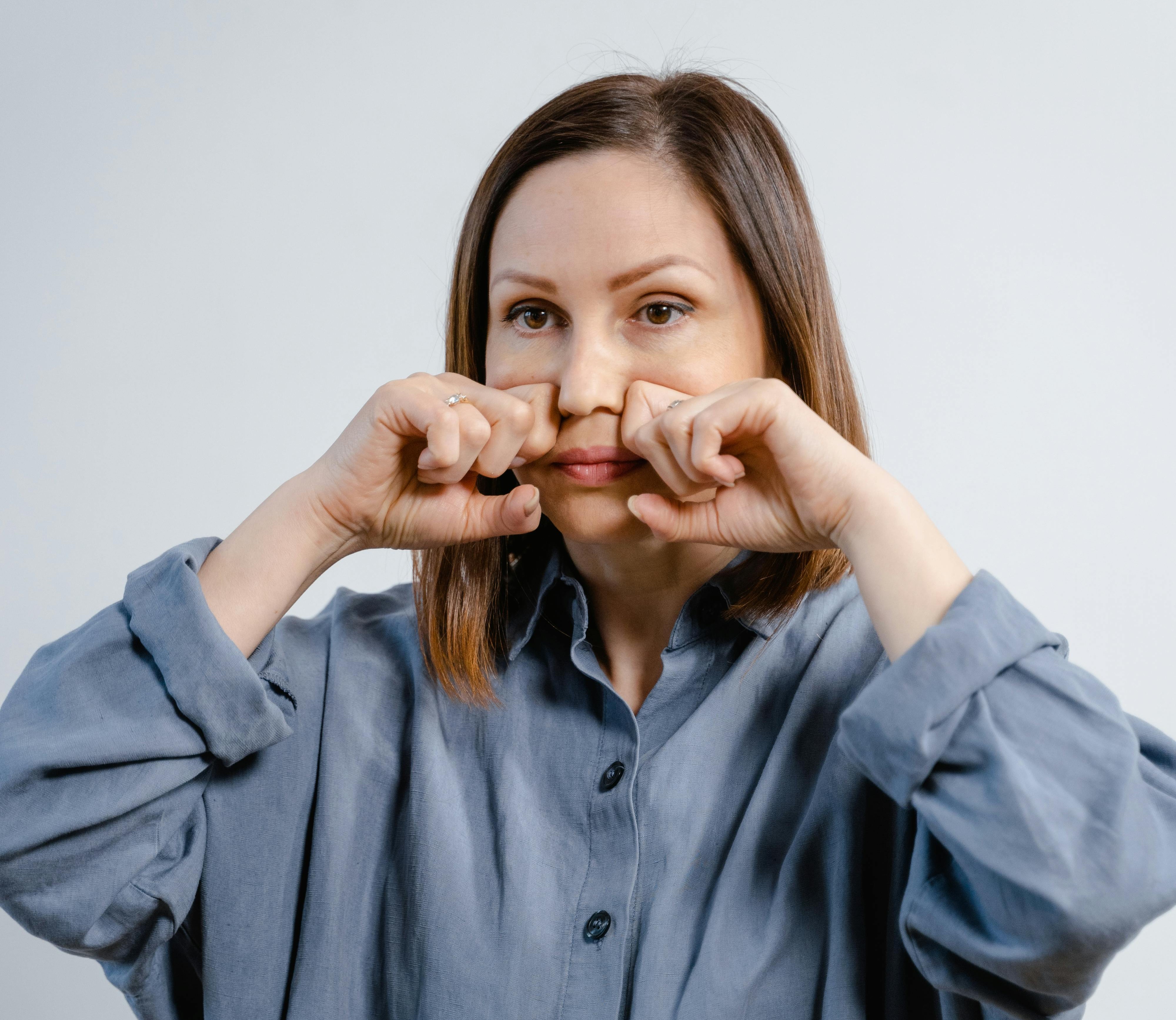 Unmasking the Potential of Facial Yoga: A New Trend in Wellness