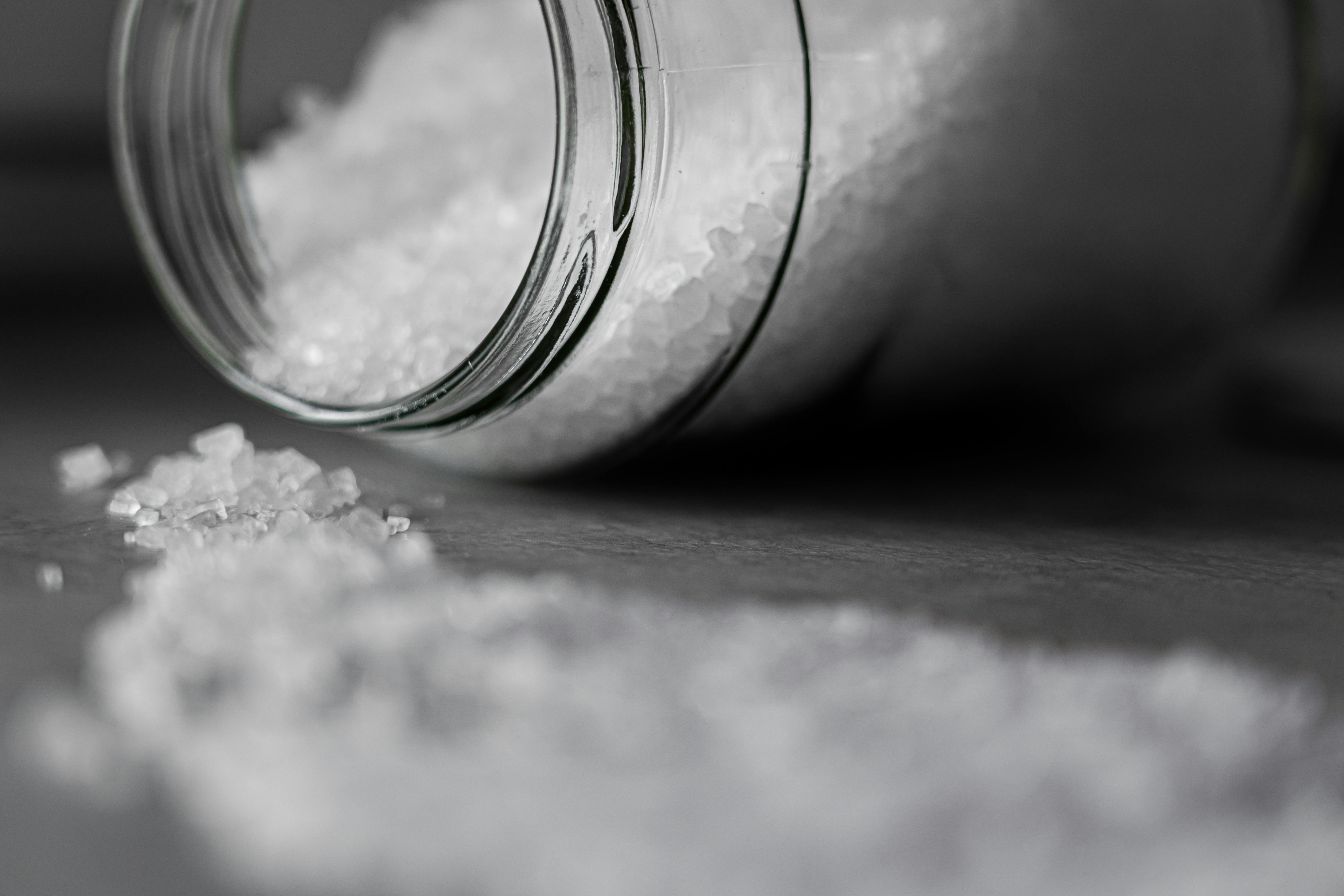 The Transformative Power of Himalayan Salt Therapy in Beauty and Fitness